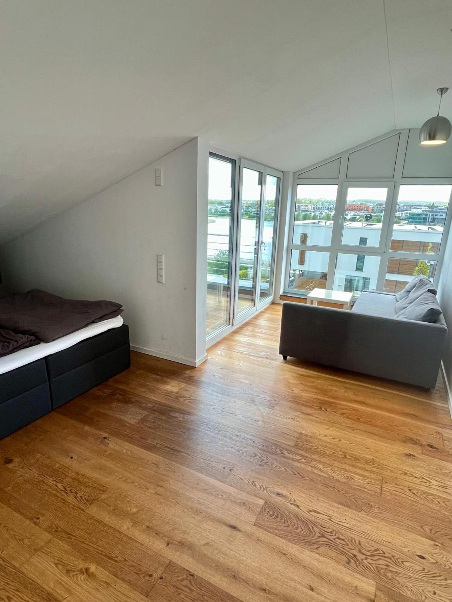 Apartment Haus Mit Panoramablick Auf Den Phoenixsee *