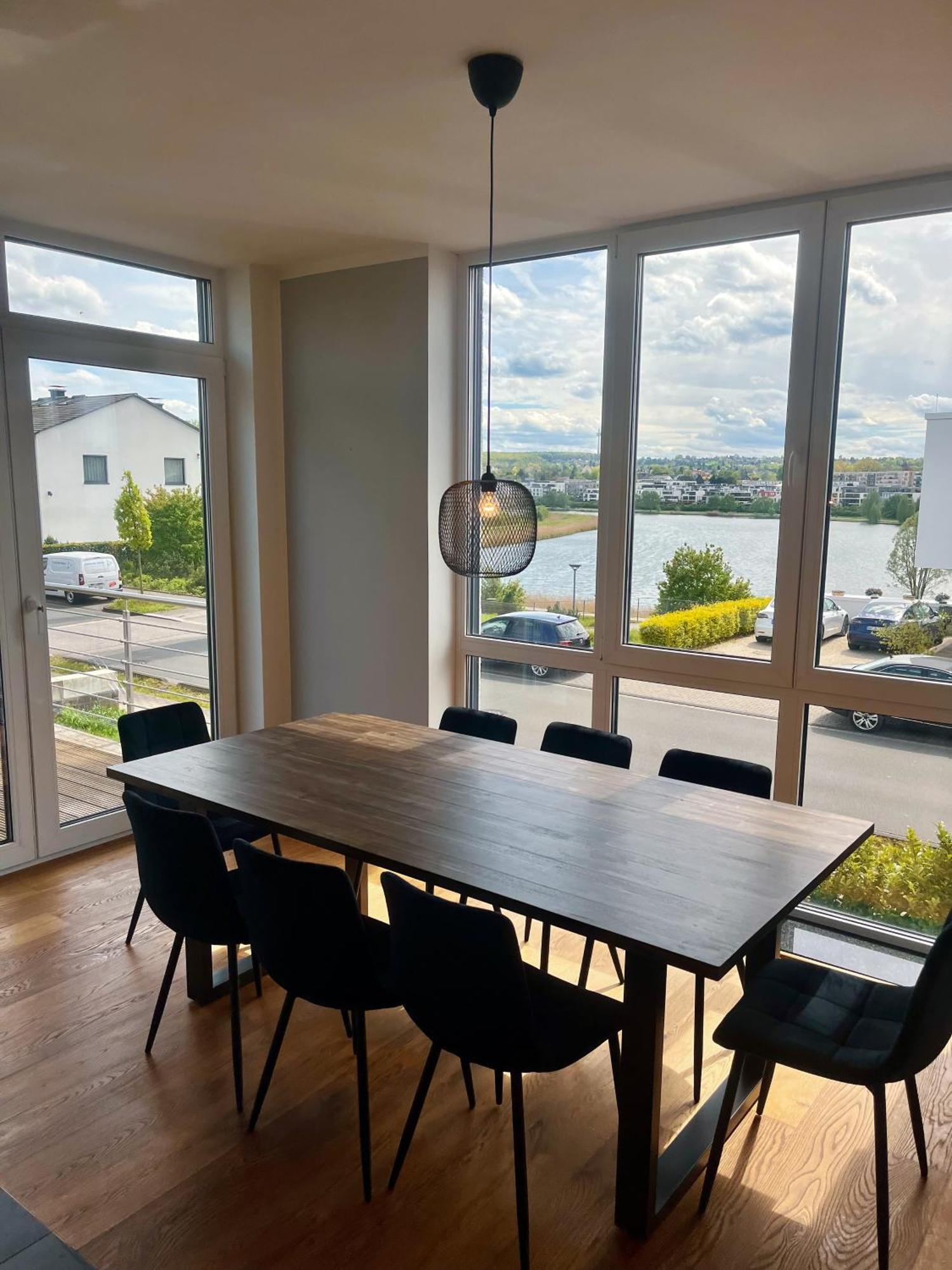 Haus Mit Panoramablick Auf Den Phoenixsee
