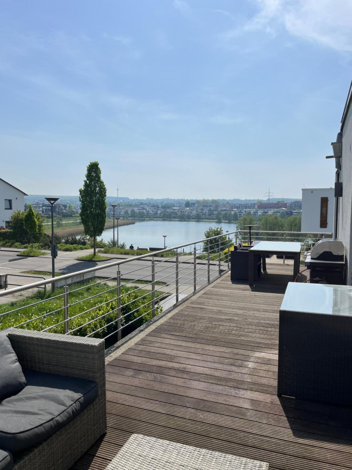 Haus Mit Panoramablick Auf Den Phoenixsee Dortmund
